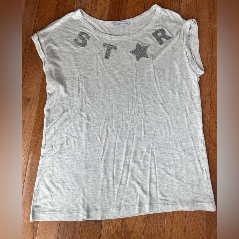Zara Light Gray Short Sleeve 'STAR' Graphic Tee